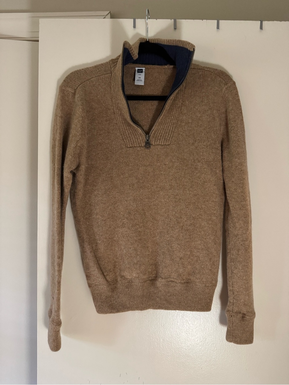 GAP Women’s Lamb’s Wool Blend Zip-Neck Sweater in Tan with Navy Trim